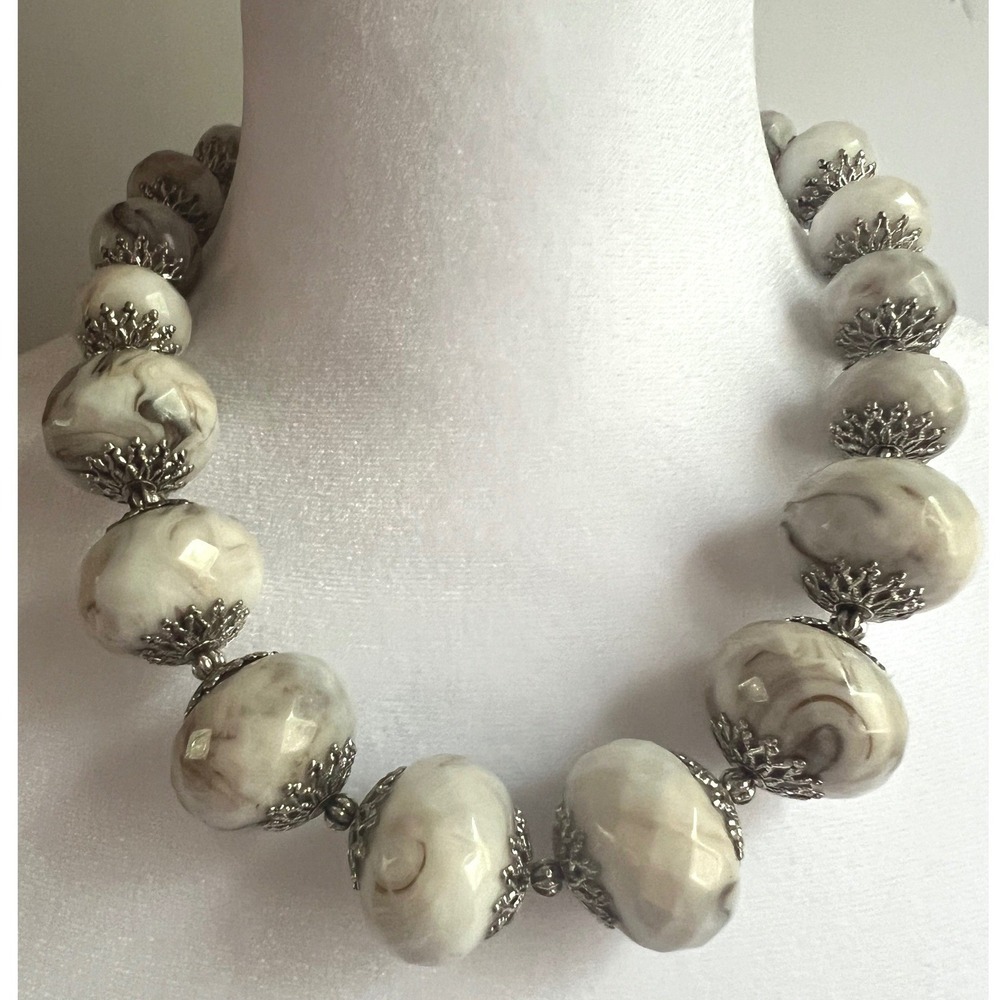 Graziano Silver Tone Marbled Resin Bead Filigree  Necklace 23" Whimsigoth